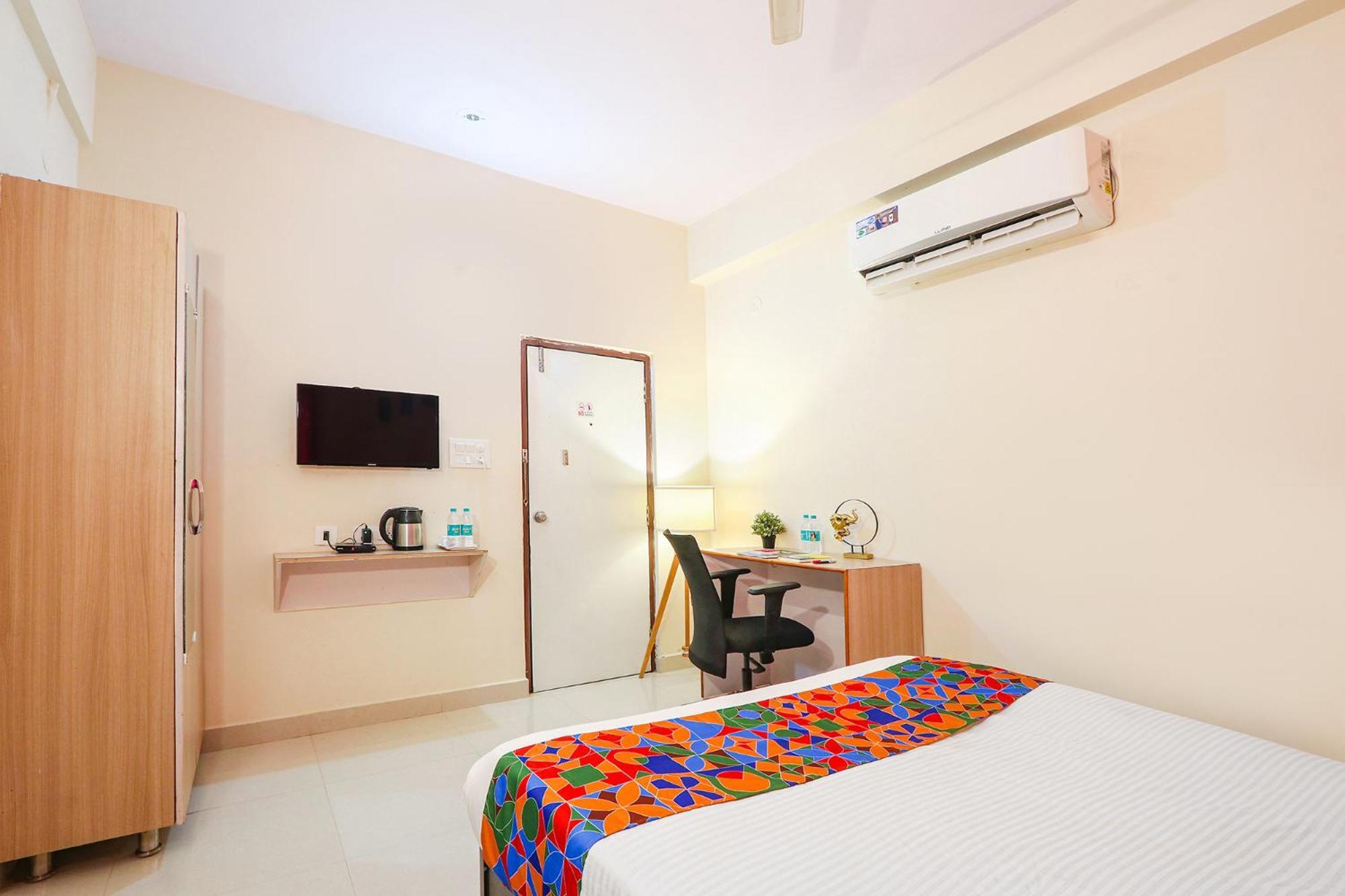 Fabhotel Namaha Suites - Nr Hyderabad International Airport, Shamshabad Zewnętrze zdjęcie
