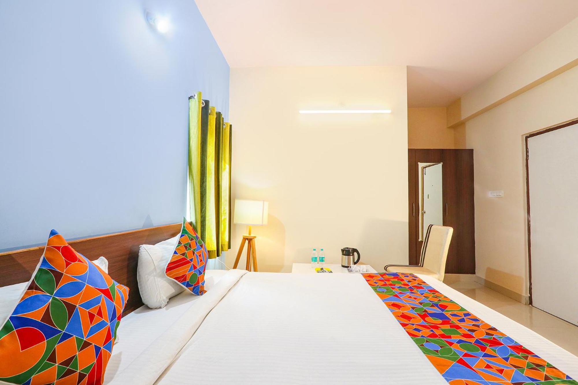 Fabhotel Namaha Suites - Nr Hyderabad International Airport, Shamshabad Zewnętrze zdjęcie
